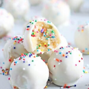 Vanilla Cake Bites (6 Pcs)